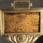 Reliquia del Titulus Crucis conservada en la Basílica de Santa Croce in Gerusalemme de Roma.