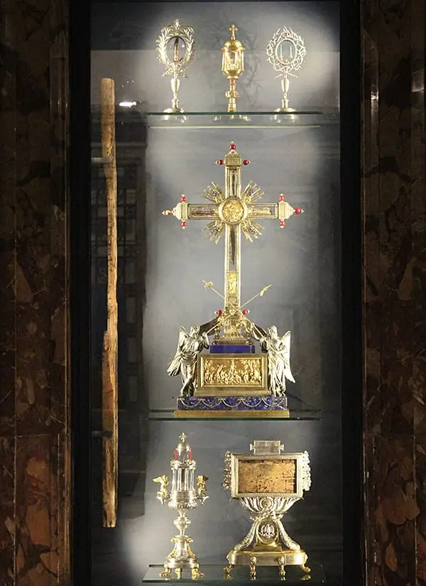 Relicario de la Capilla de las Reliquias de Santa Croce in Gerusalemme