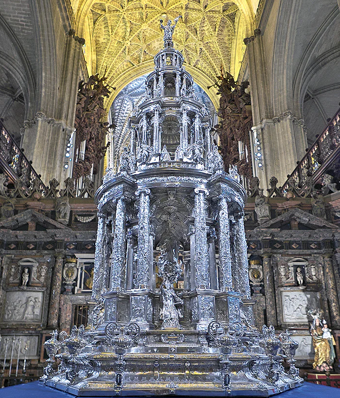 Custodia procesional de asiento de la Catedral de Sevilla, obra de Juan de Arfe y Villafañe.