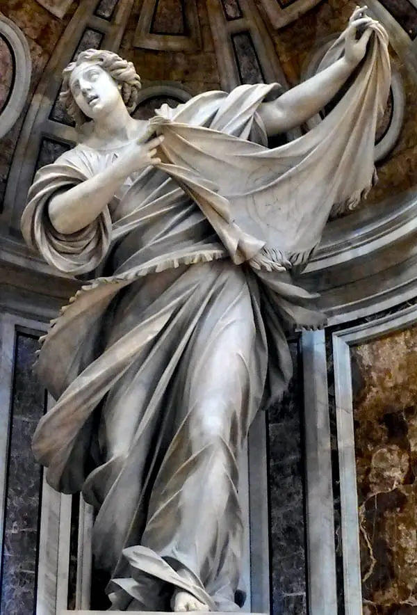 Estatua de Santa Verónica de Francesco Mochi en la Basílica de San Pedro.