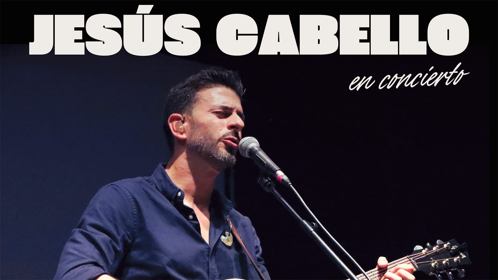 Jesús Cabello en concierto solidario durante la Cena del Hambre de Manos Unidas en Padul.