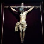 Cristo en la cruz de la Parroquia Imperial de San Matías de Granada retirado temporalmente del culto para su restauración.