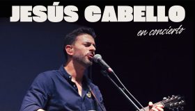 Jesús Cabello en concierto solidario durante la Cena del Hambre de Manos Unidas en Padul.