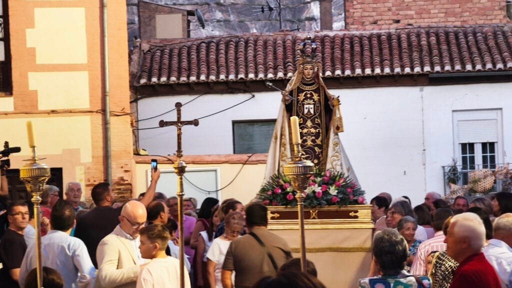 Procesión extraordinaria de la Virgen del Carmen por las calles de Padul.