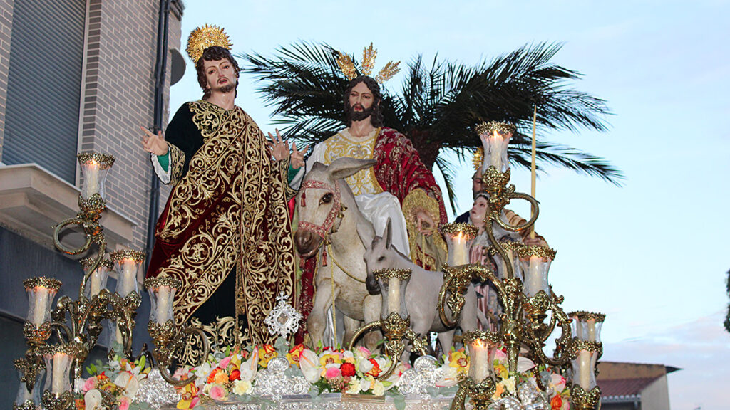Nuestro Padre Jesús de la Victoria durante el traslado extraordinario de regreso por las calles de Padul.